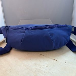 Athleta Kinetic FannyPack/Crossbody Bag